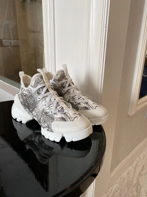 Dior Women's White and Grey Trainers