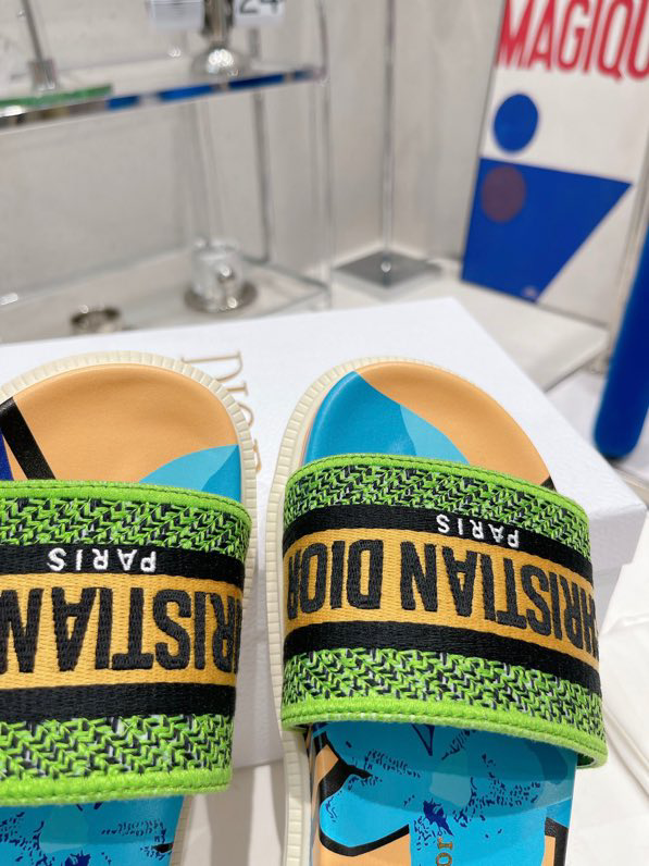 Dior Dway D-Flower Pop Em Slide Sandals