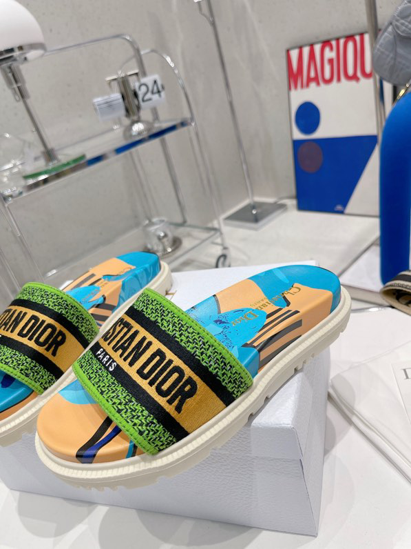 Dior Dway D-Flower Pop Em Slide Sandals