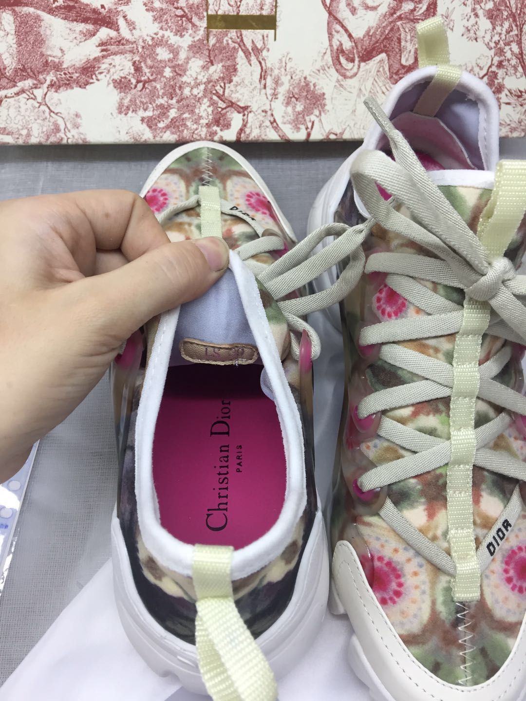 Dior D Connect Kaleidiorscopic Kaleidoscope Lace Up Flat Trainer Sneaker