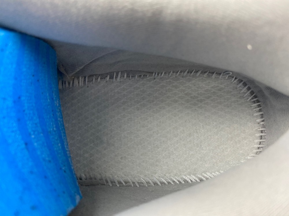 New Balance 9060 Rain Cloud