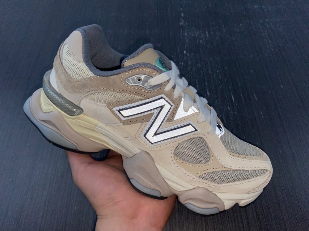 New Balance 9060 Sea Salt
