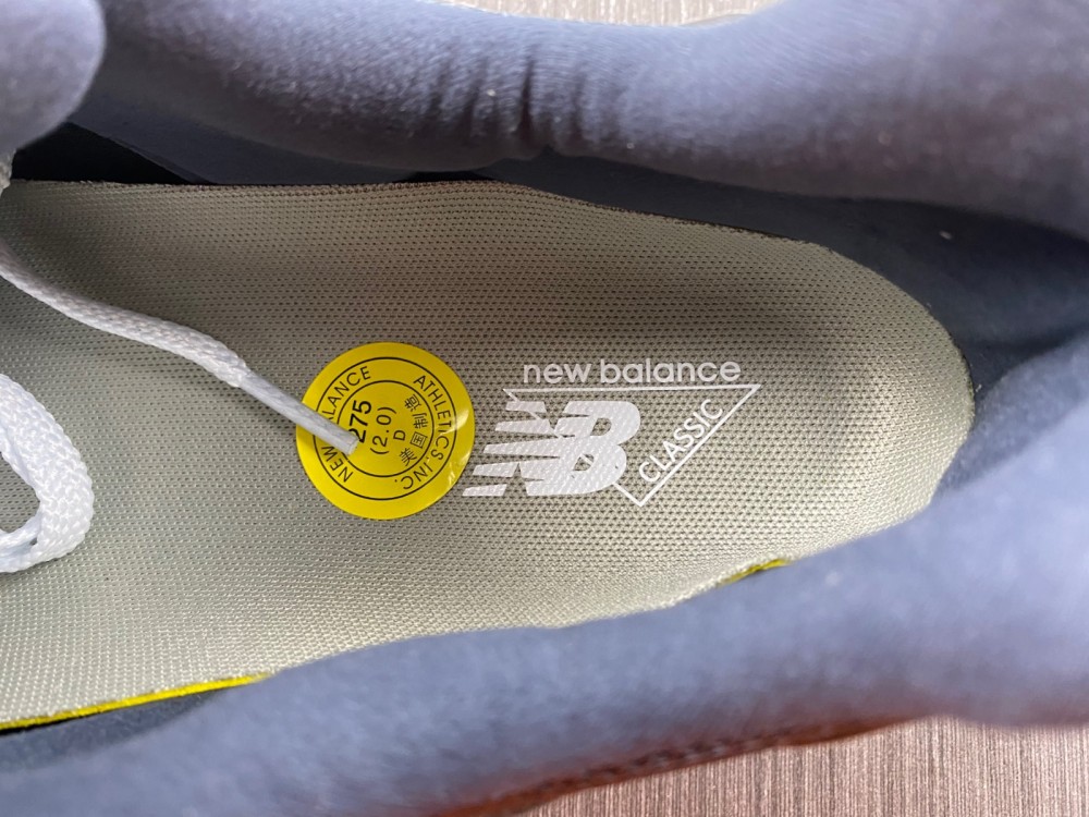 New Balance 993 - Navy / White