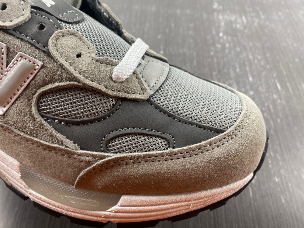 New Balance 992 Grey