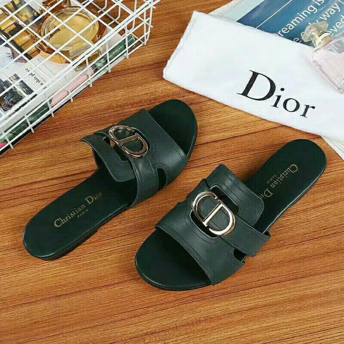 Christian Dior Montaigne Slides
