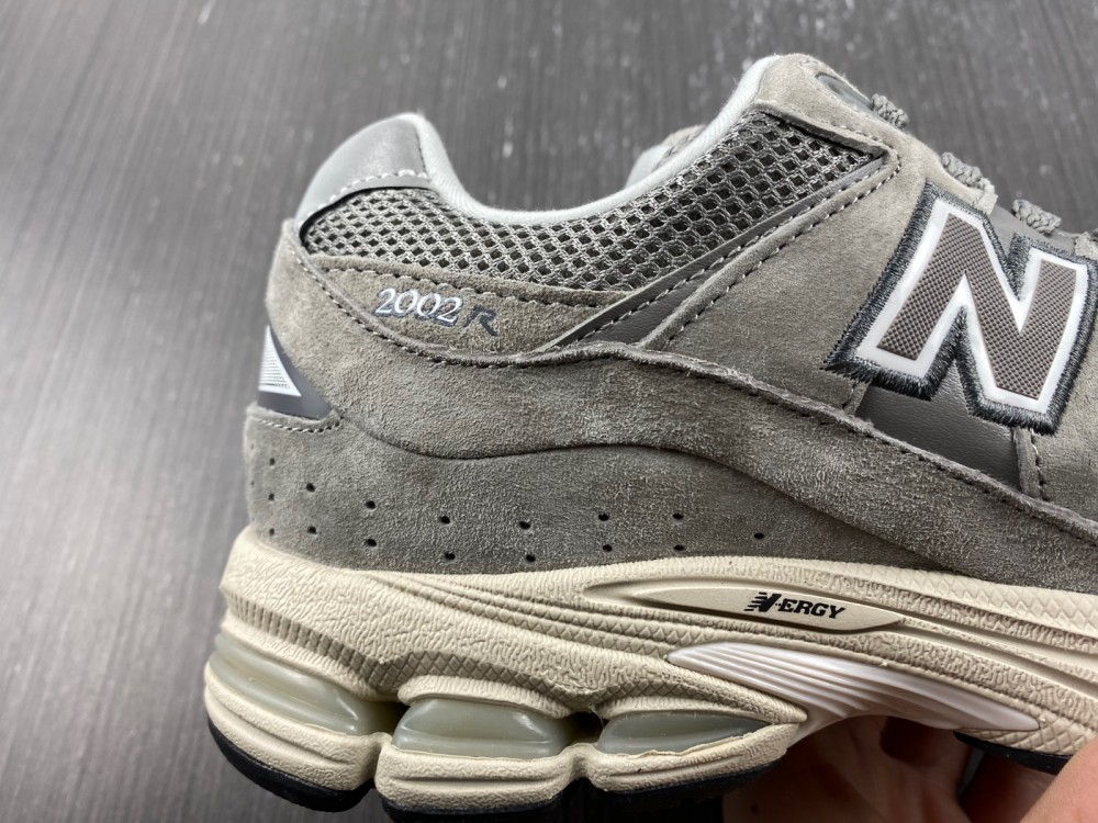 New Balance 2002R Marblehead Light Aluminum