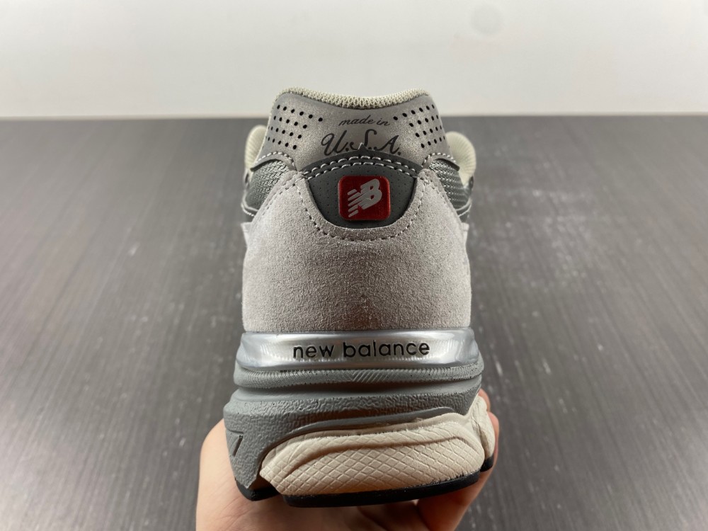 New Balance 990V3 Grey