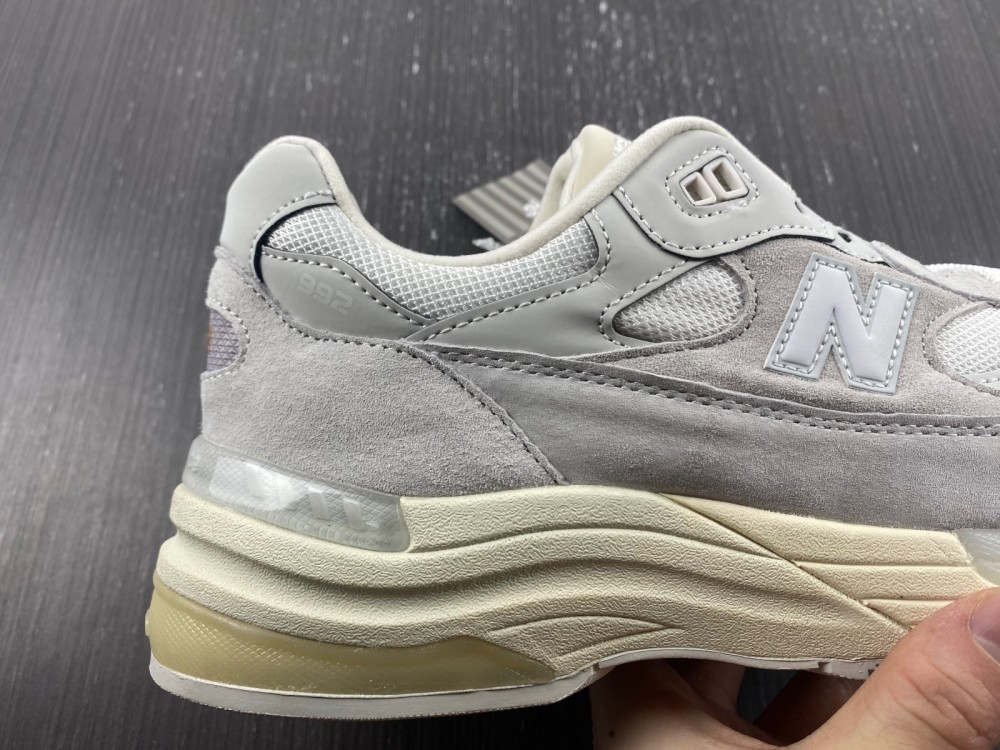 New Balance 992 'White Silver Nimbus Cloud' M992MD