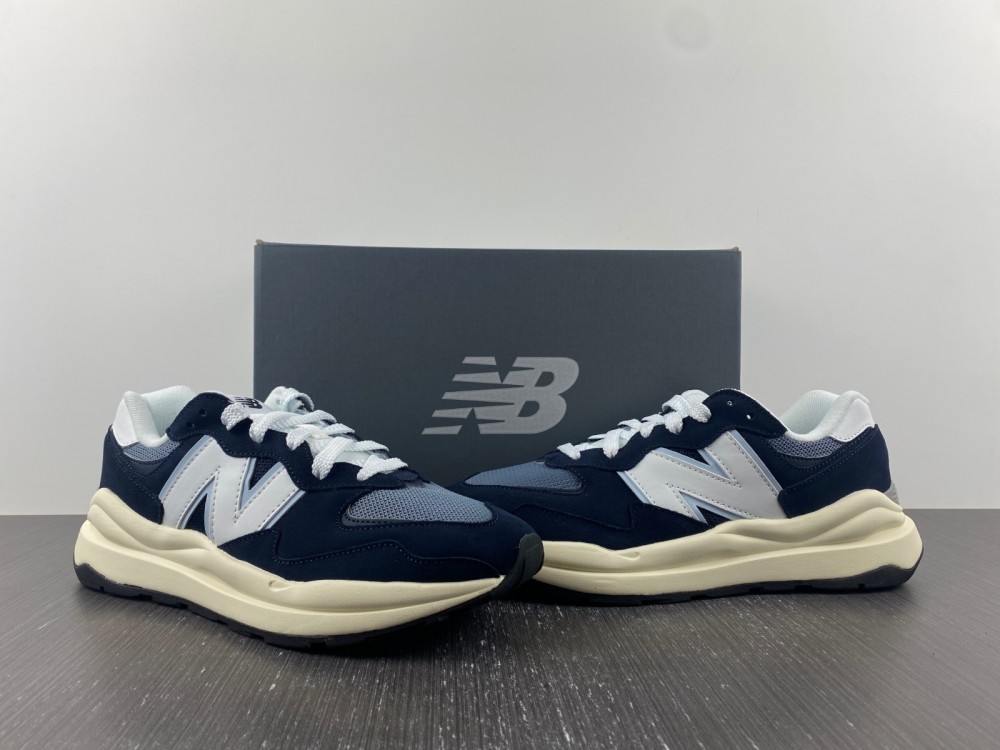 New Balance navy and white trainer