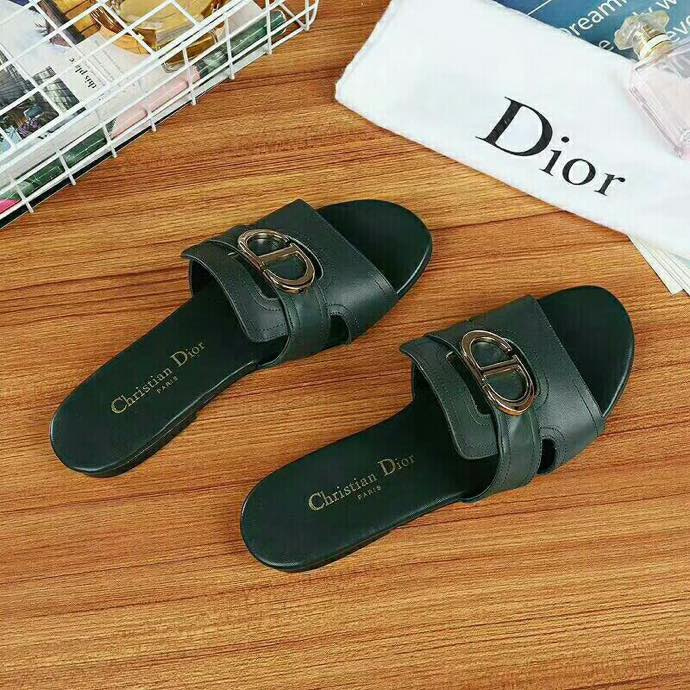Christian Dior Montaigne Slides
