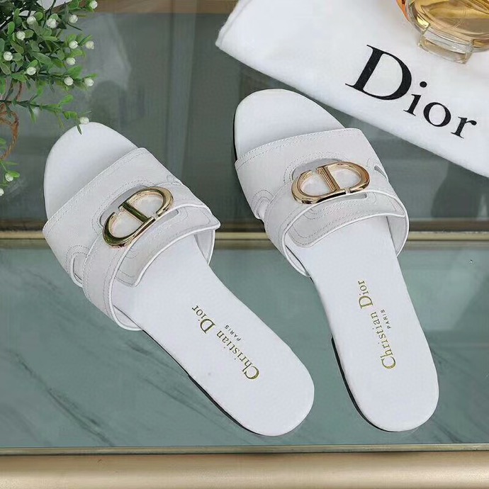 Dior Women 30 Montaigne Flat Thong Sandal White Calfskin