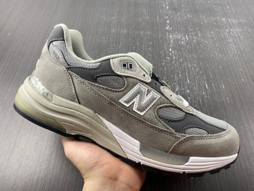 New Balance 992 Grey