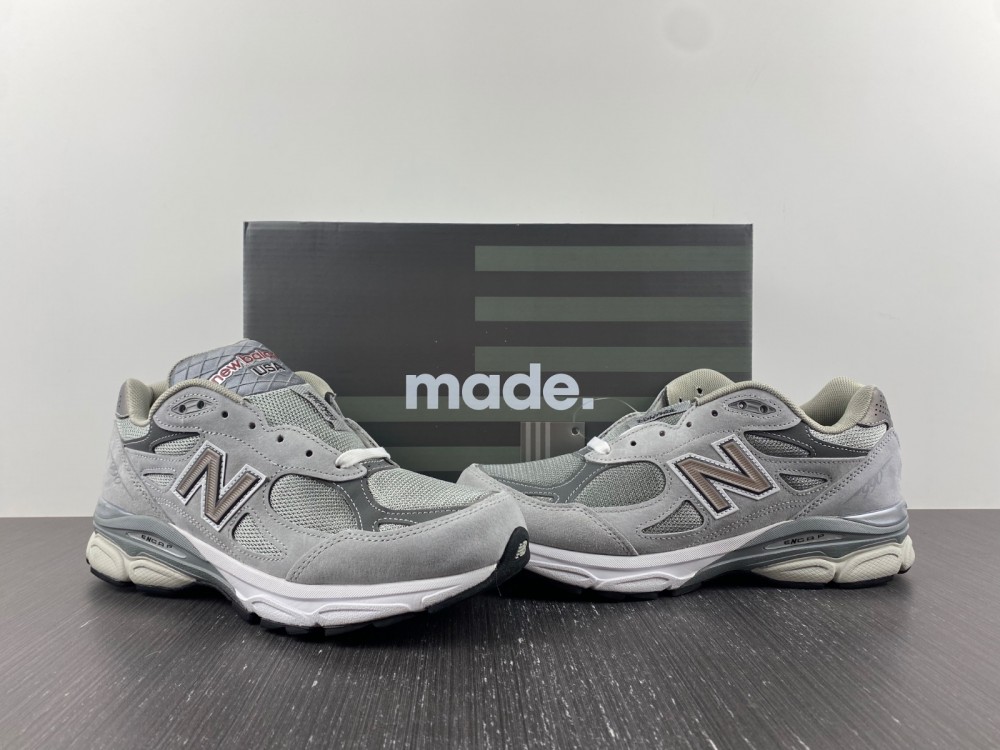 New Balance 990V3 Grey
