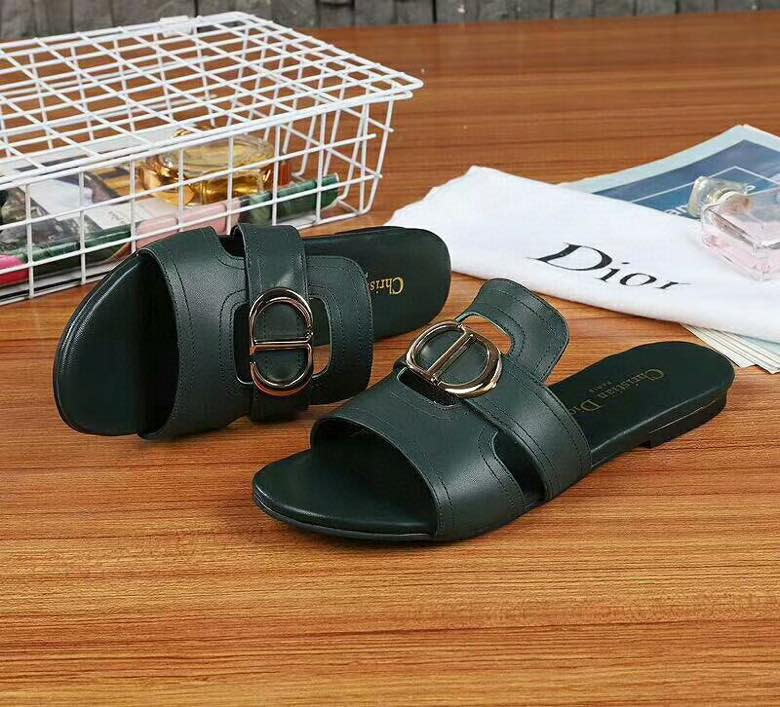 Christian Dior Montaigne Slides