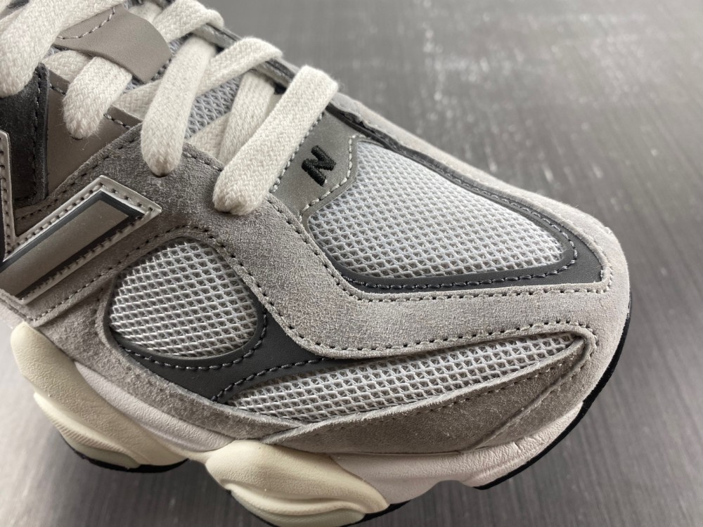 New Balance 9060 Rain Cloud