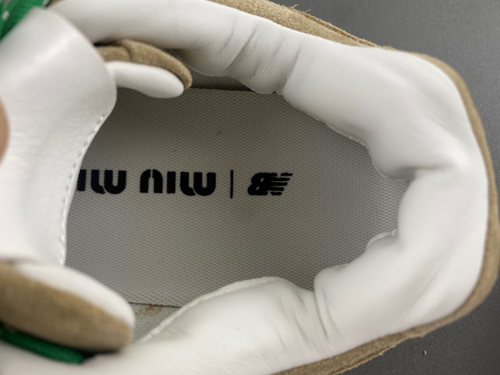 MIU MIU × New Balance WMNS 530 SL 