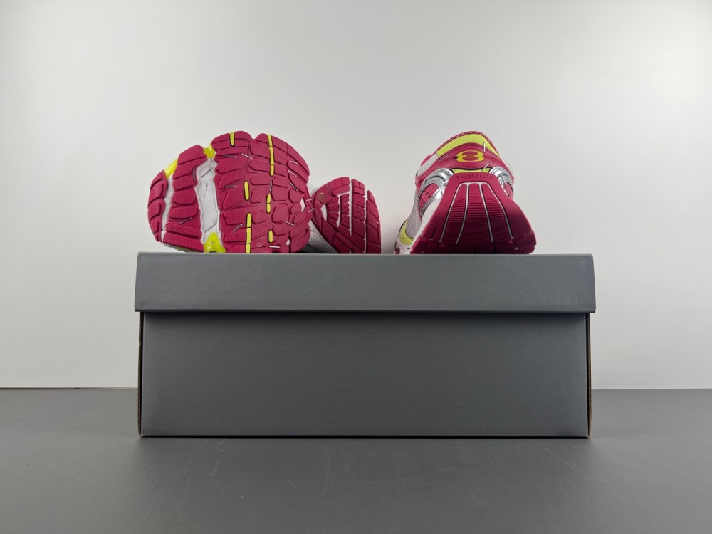 Balenciaga Stapler Sneaker White red fluorescent green