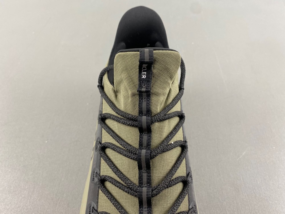 Moncler  Trailgrip Lite 2 Sneakers khaki