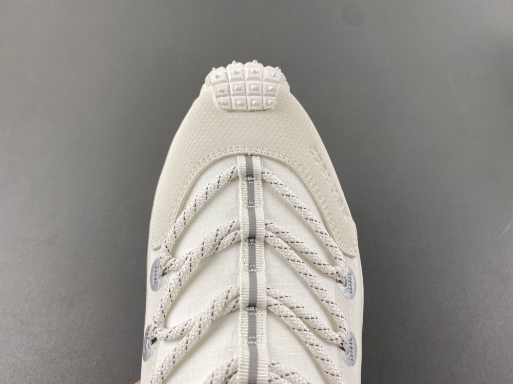 Moncler Trailgrip Lite 2 White