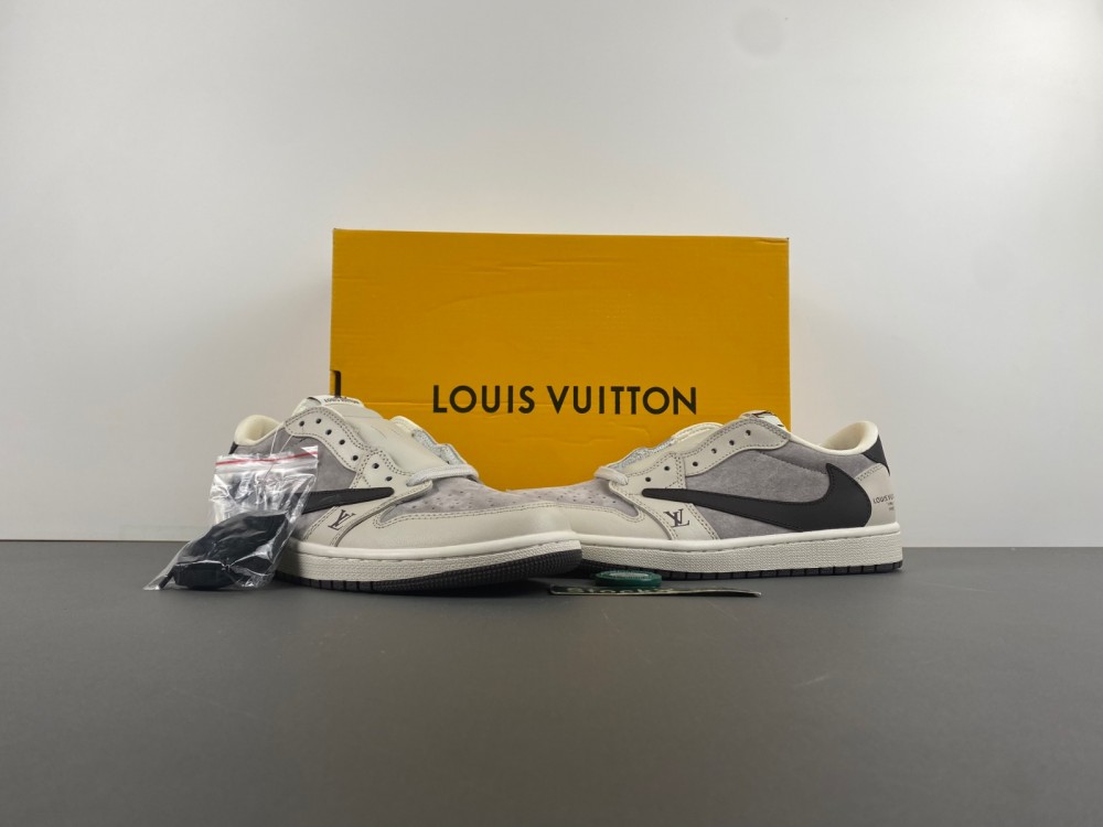 Travis Scott x Air Jordan 1 Low OG off white gray LX1988-100