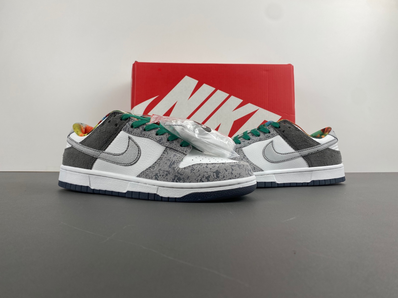 Nike Dunk Low Retro 'Philly' HF4840-068