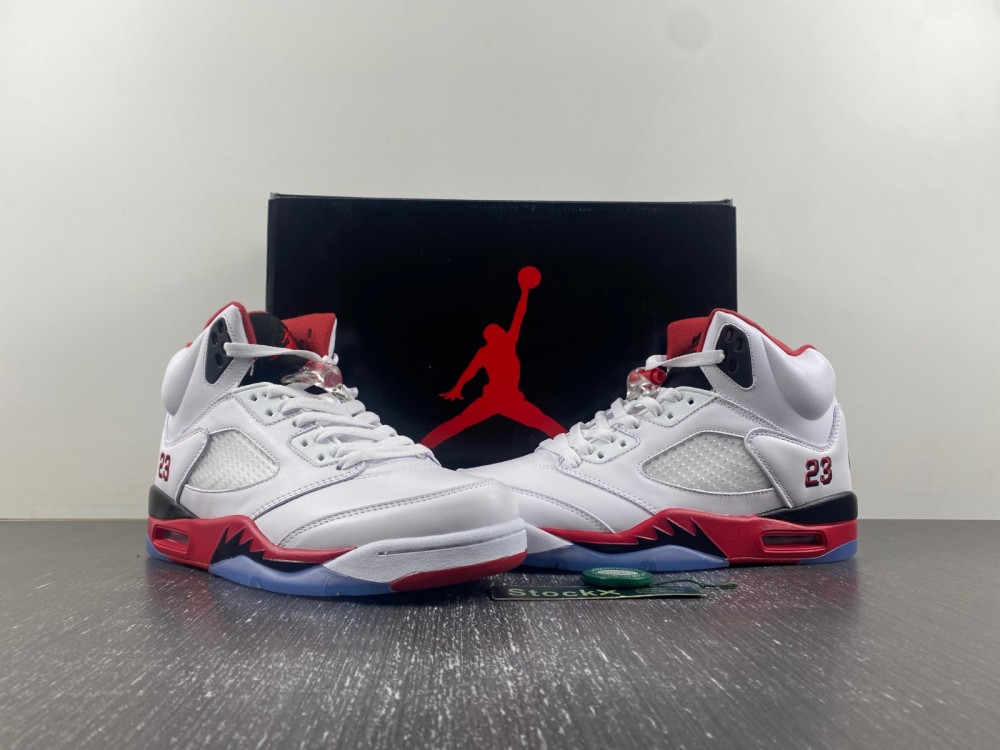 Air Jordan 5 “Fire Red” 136027-120