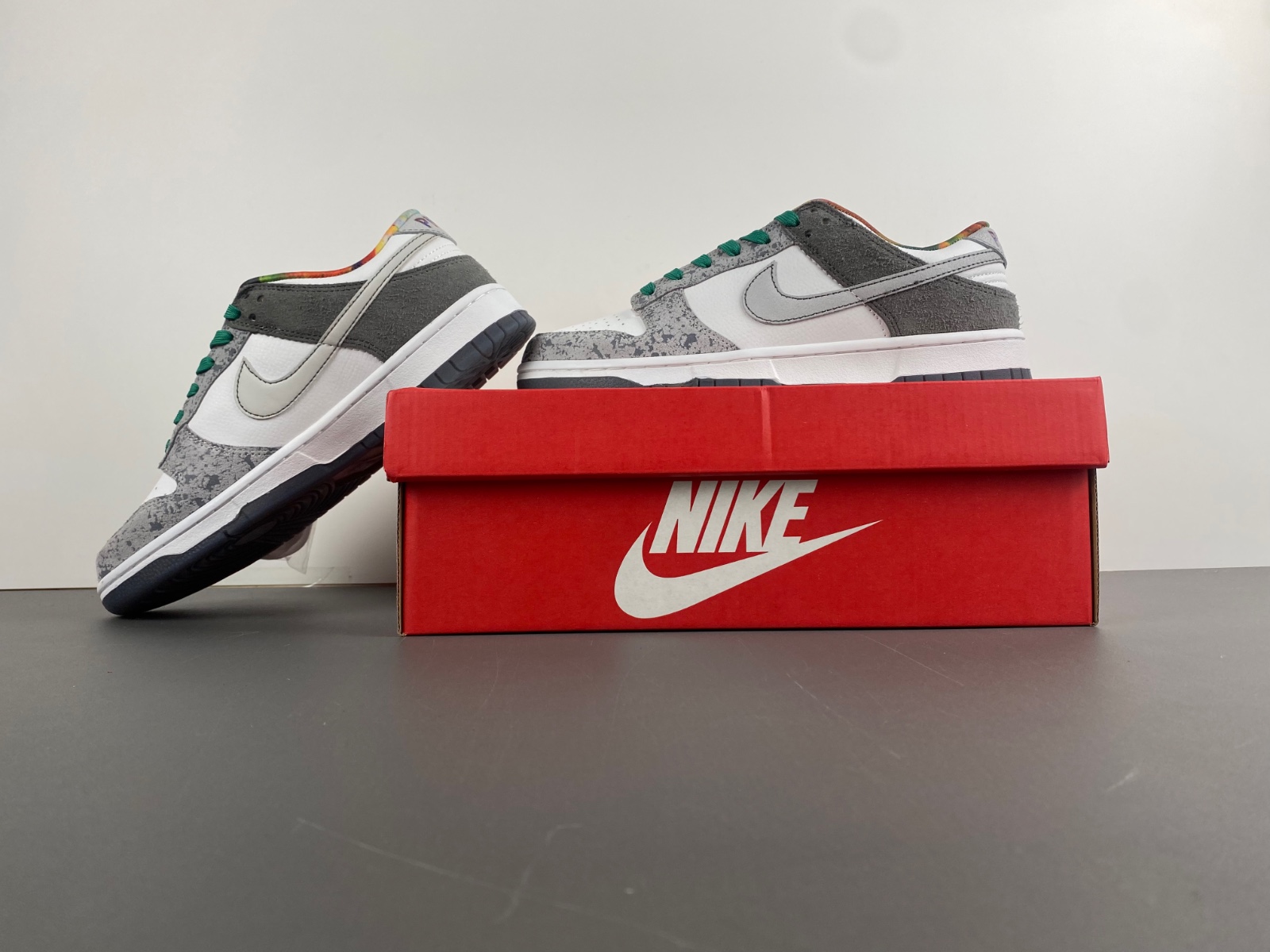 Nike Dunk Low Retro 'Philly' HF4840-068