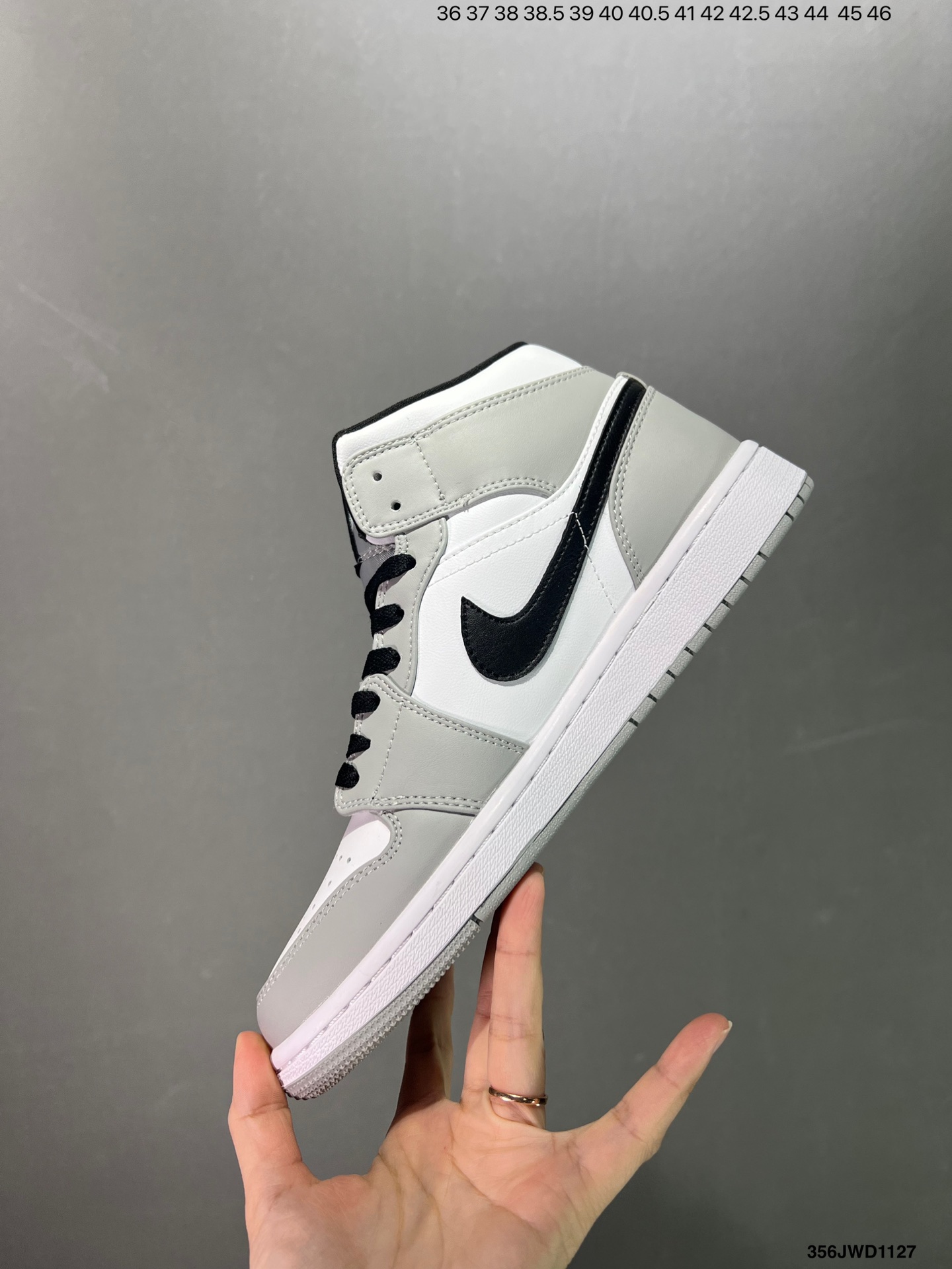 Nike Air Jordan 1 Retro High OG 