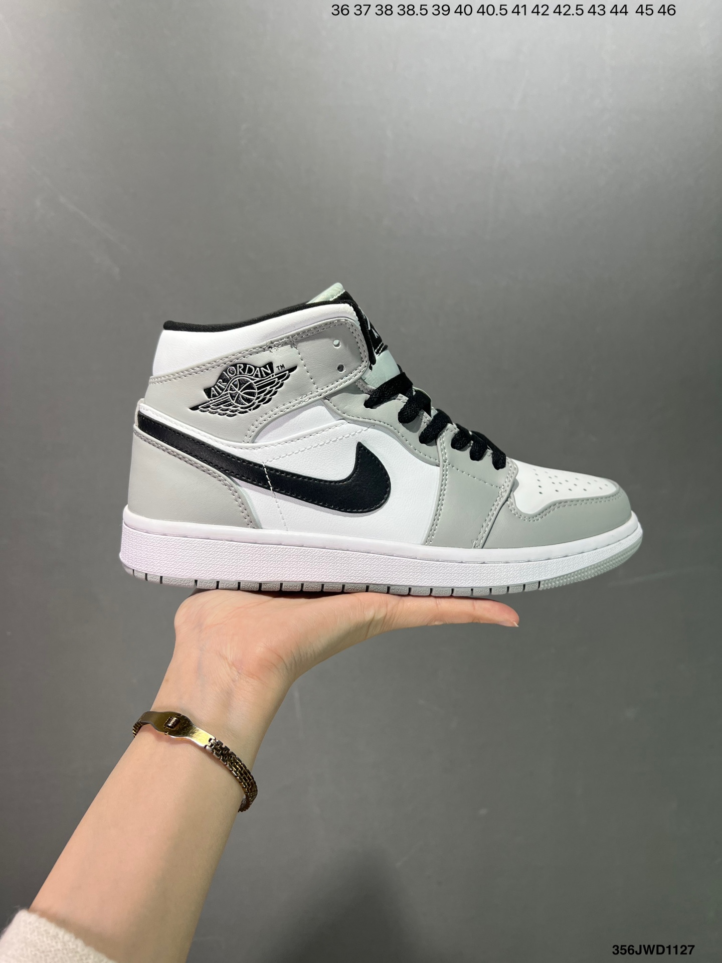 Nike Air Jordan 1 Retro High OG 