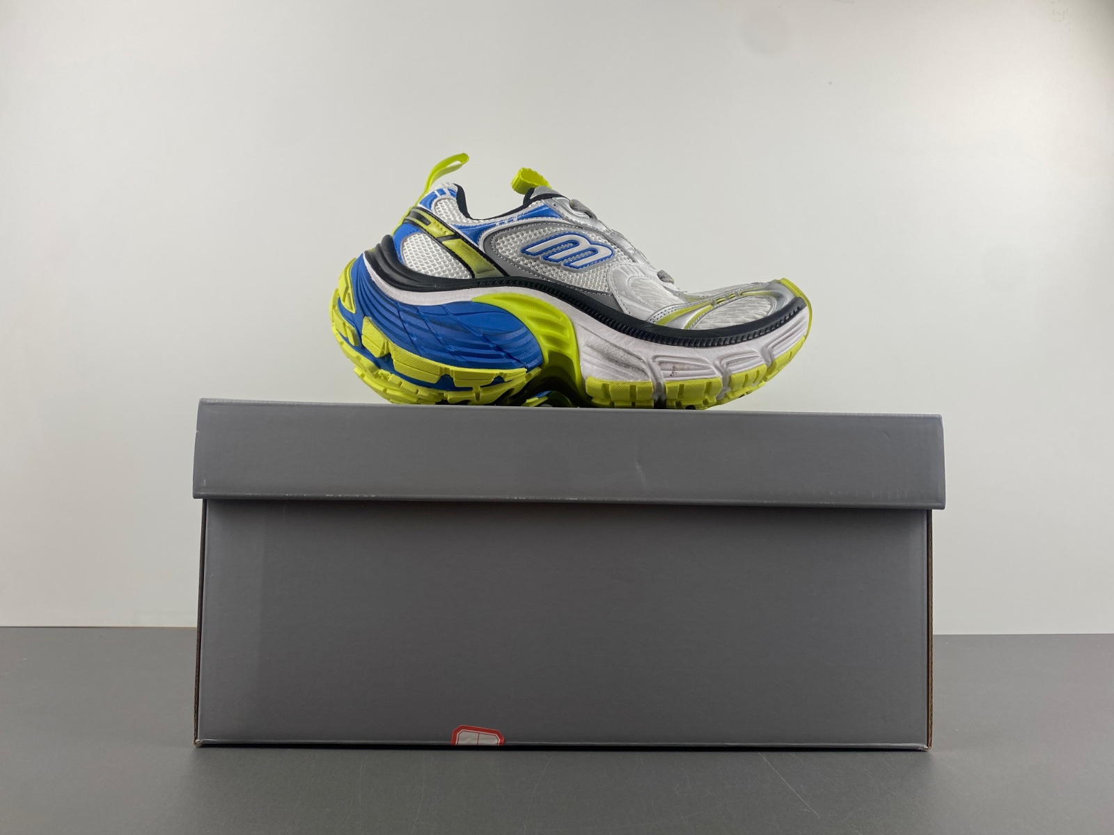 Balenciaga 10XL Sneaker In White/Blue/Fluorescent Green 792779 W2MV2 9741