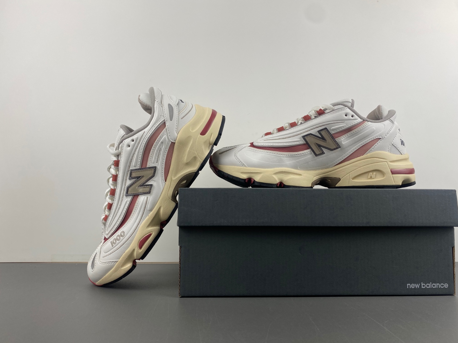 New Balance 1000Sea Salt Astro Dust M1000CB