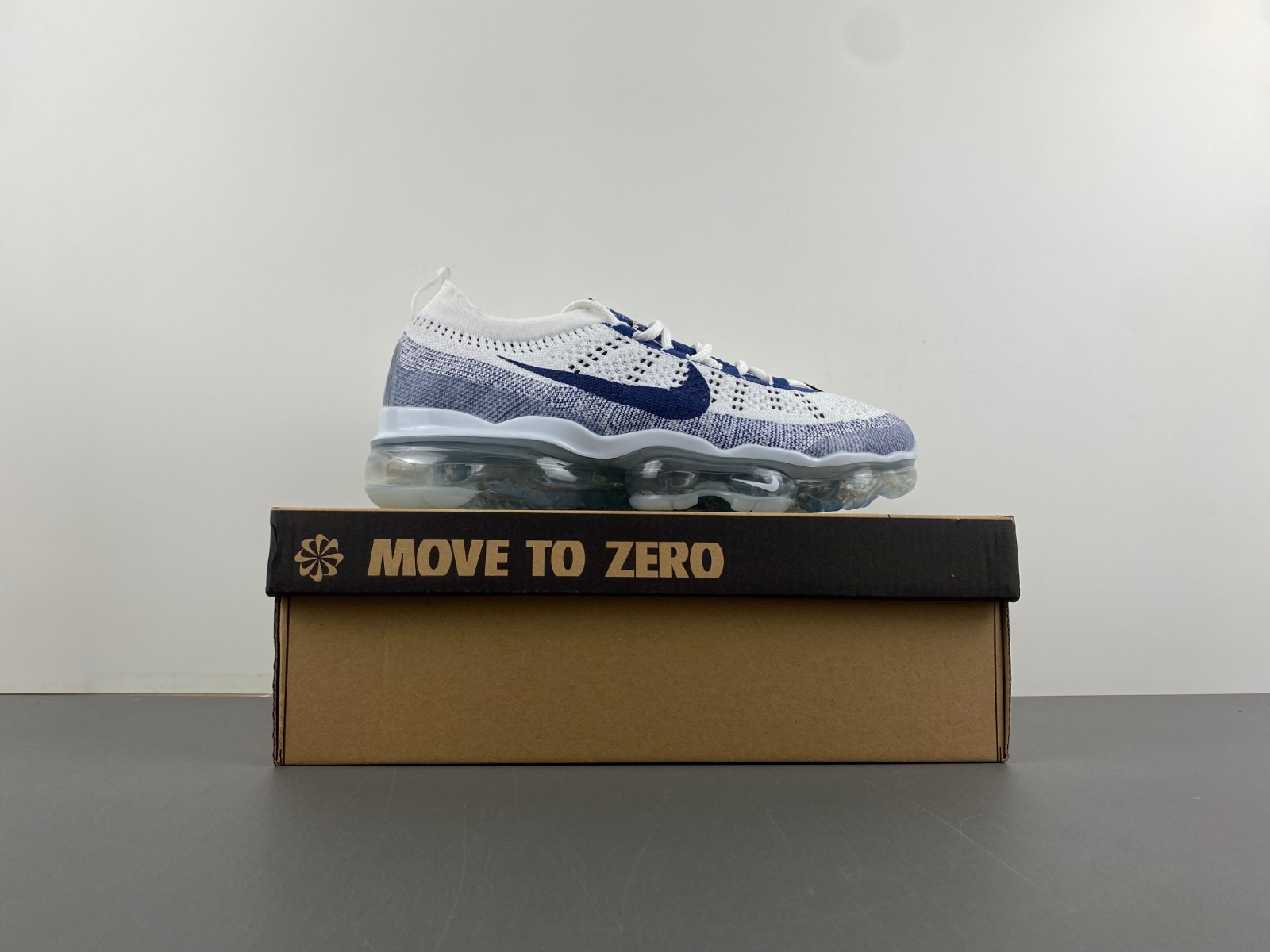Nike Air VaporMax 2023 FK Men's Shoes in Pure Platinum/Court Blue/Pure Platinum DV1678-009