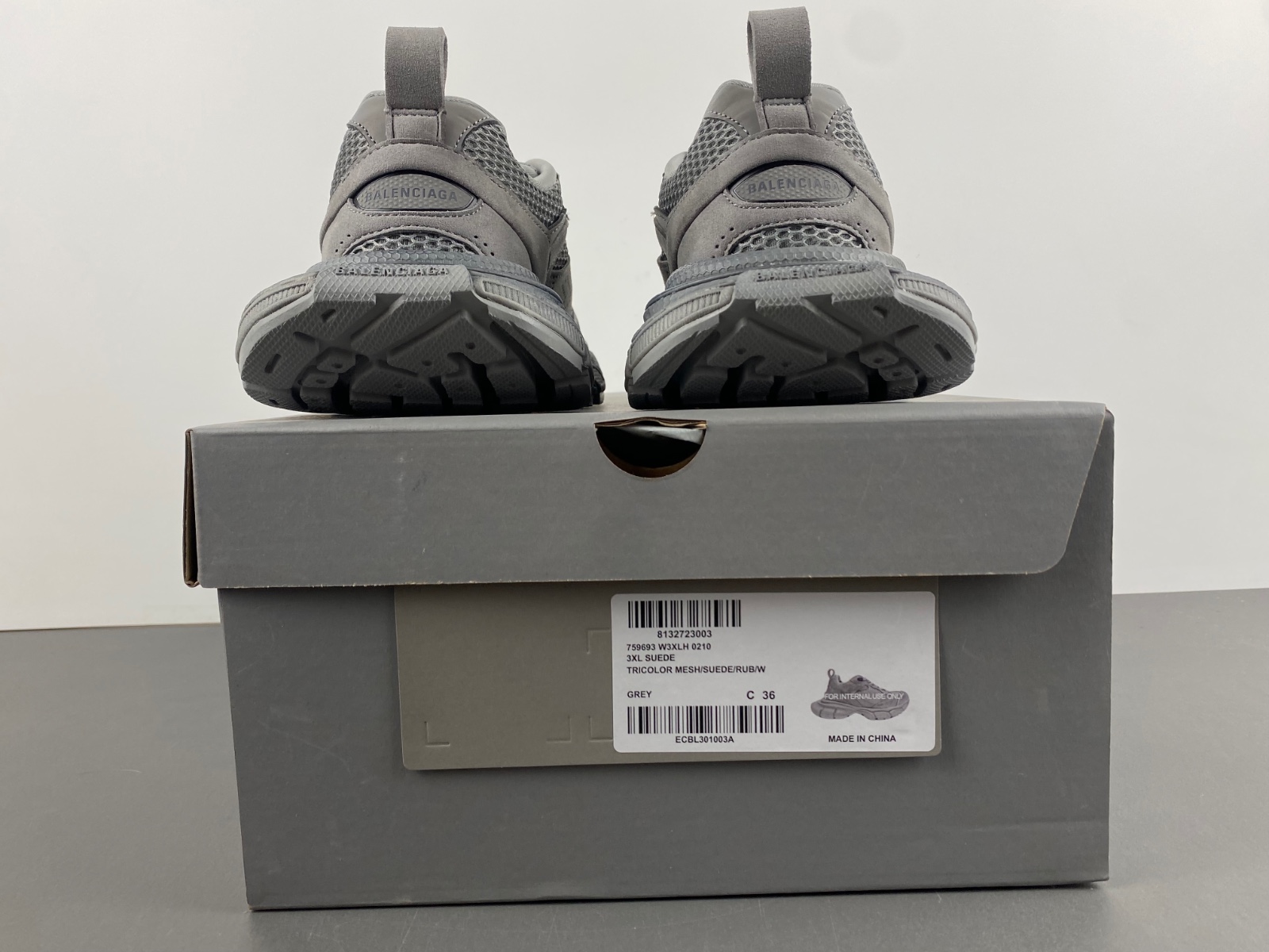 Balenciaga 3XL Grey 759693 W3XLH 0210