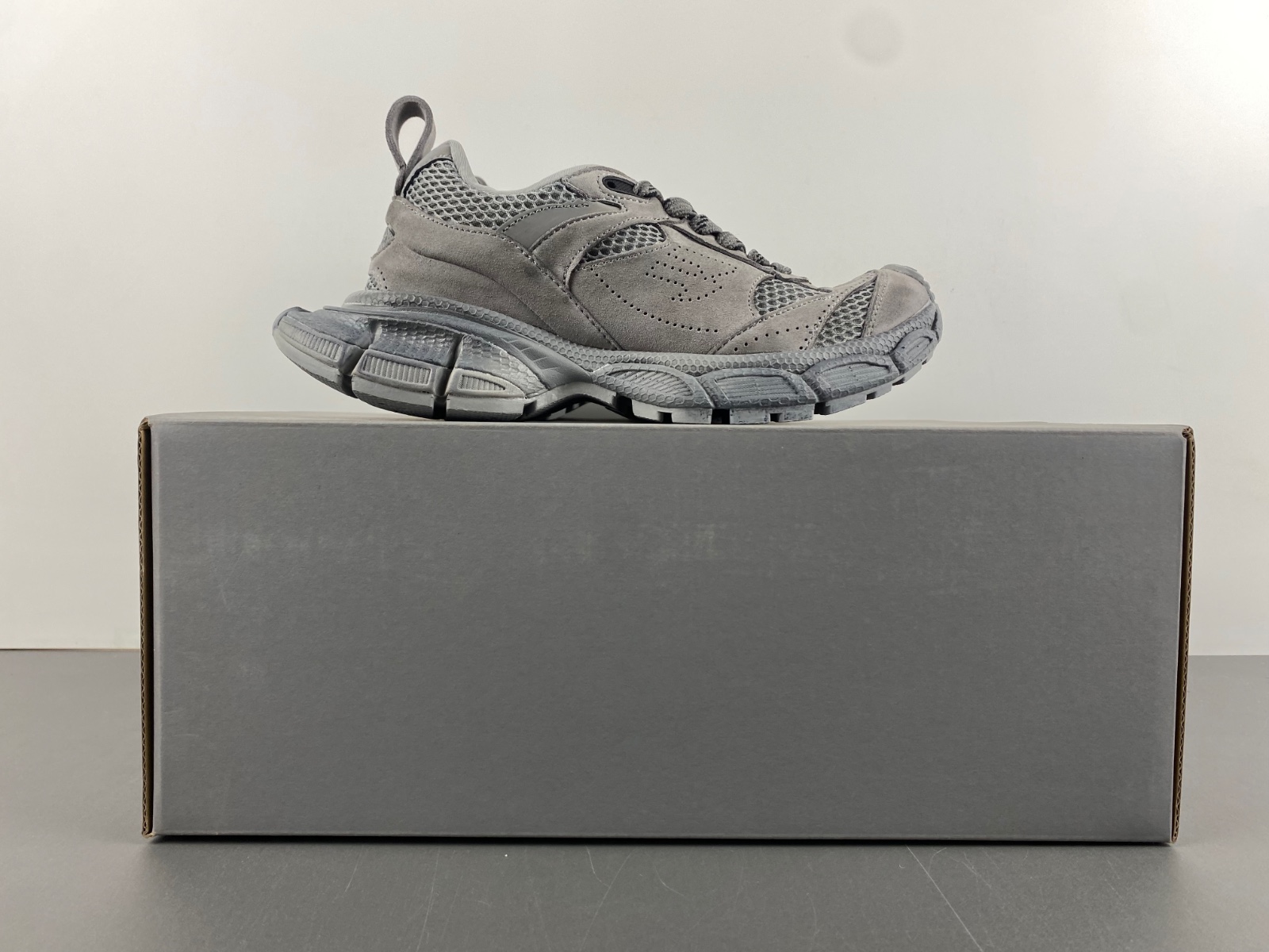 Balenciaga 3XL Grey 759693 W3XLH 0210