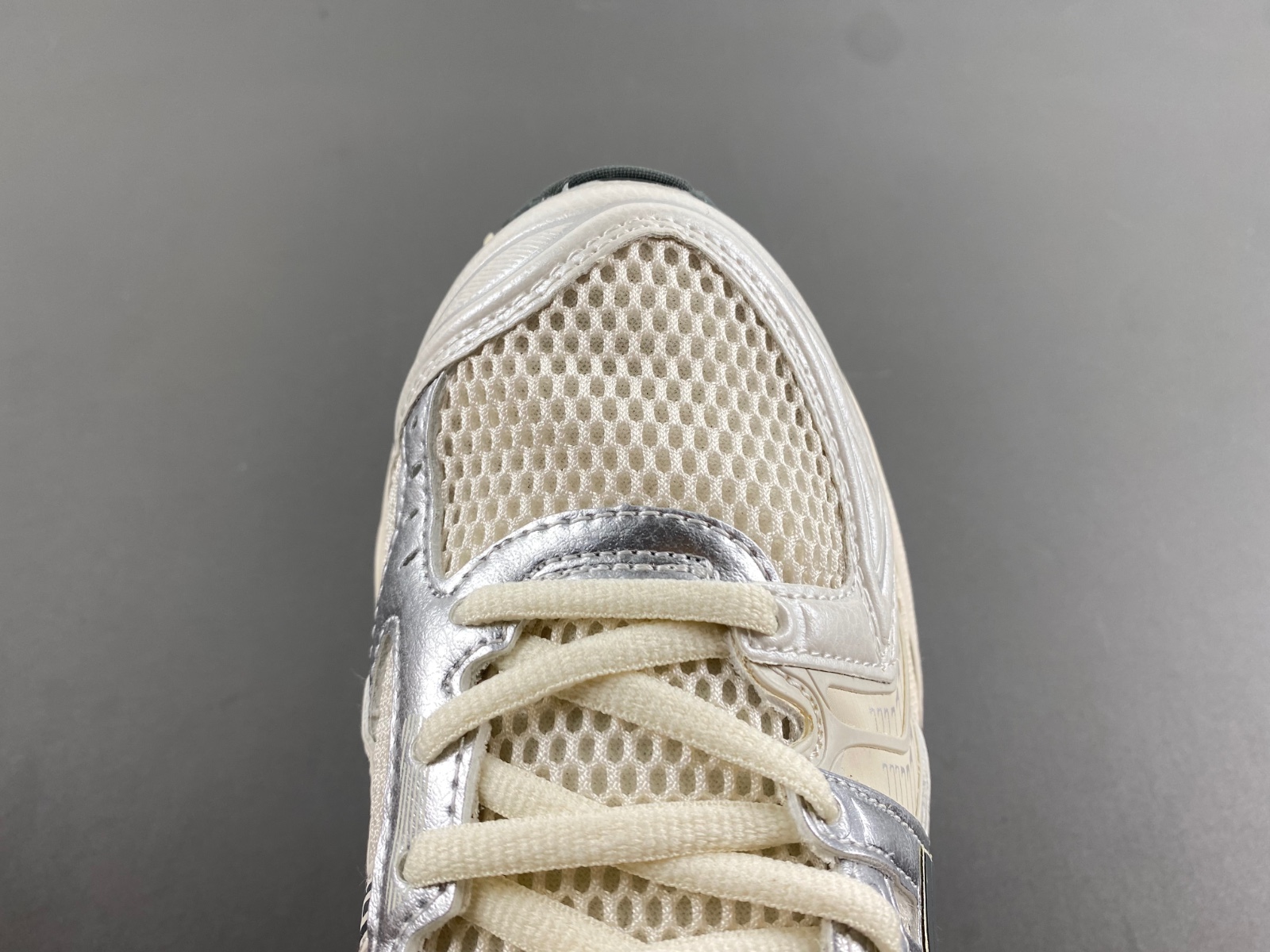 ASICS Gel-Kayano 14 BEIGE/SILVER GREY 1201A019-200