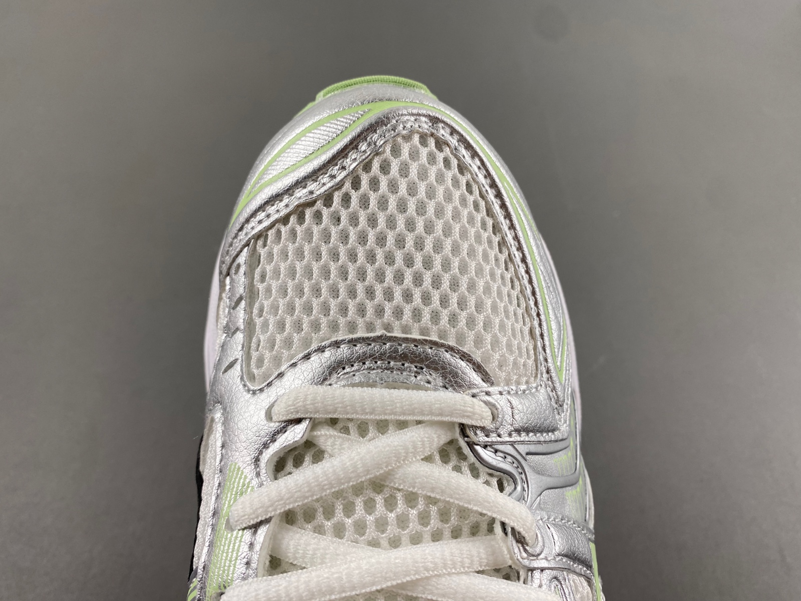 ASICS Gel-Kayano 14 WHITE/GREEN 1202A056-105