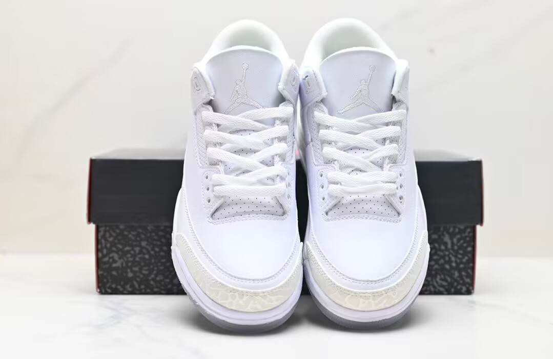 Jordan Air Jordan 3 retro pure white synthetic leather, comfortable, shock-absorbing, non-slip and wear-resistant, mid-top retro basketball shoes, men's white, 2018 version398614-111