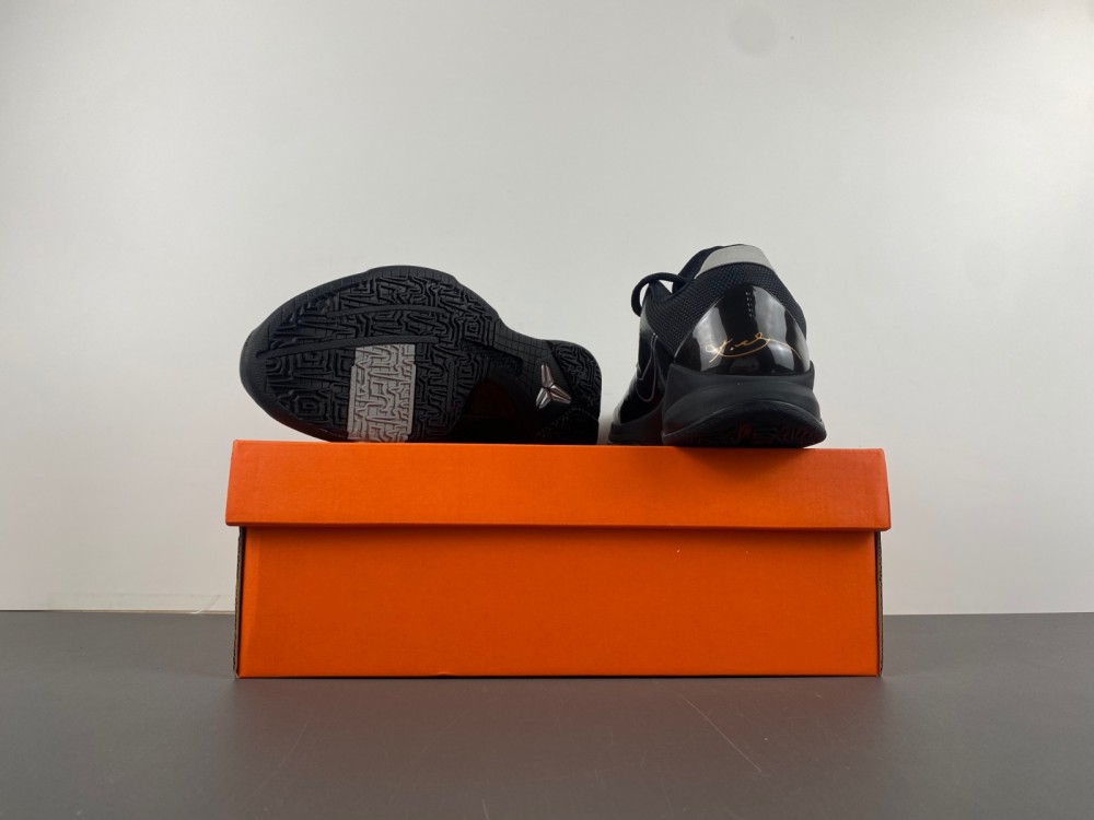 Nike Kobe 5 blackout 386430-003