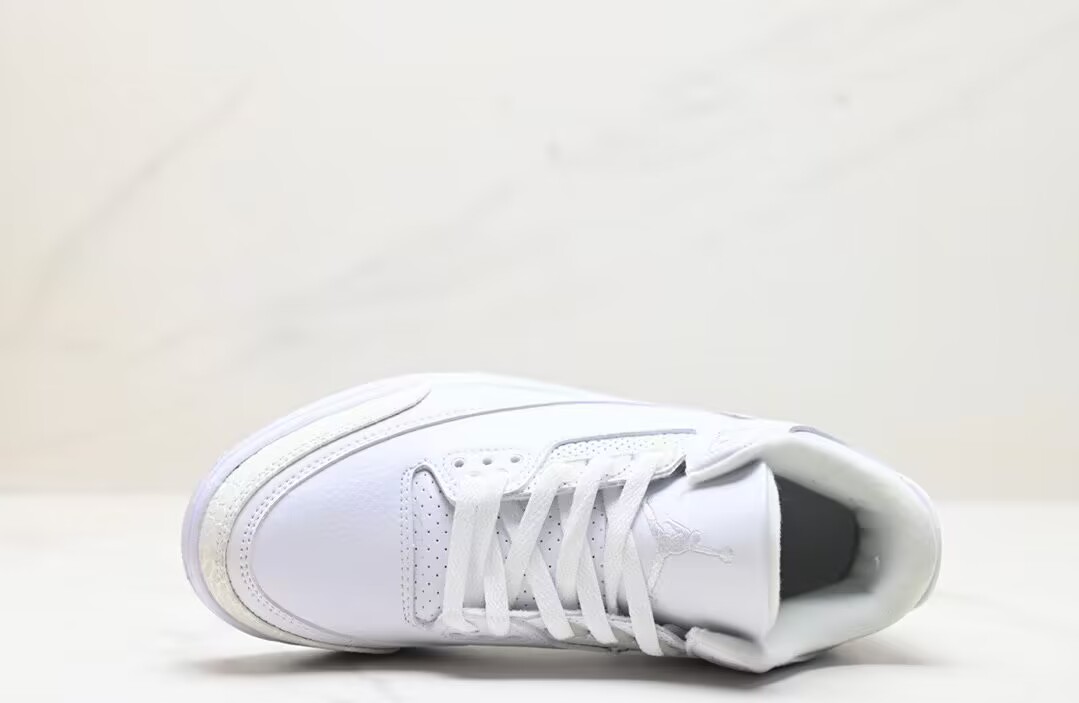 Jordan Air Jordan 3 retro pure white synthetic leather, comfortable, shock-absorbing, non-slip and wear-resistant, mid-top retro basketball shoes, men's white, 2018 version398614-111