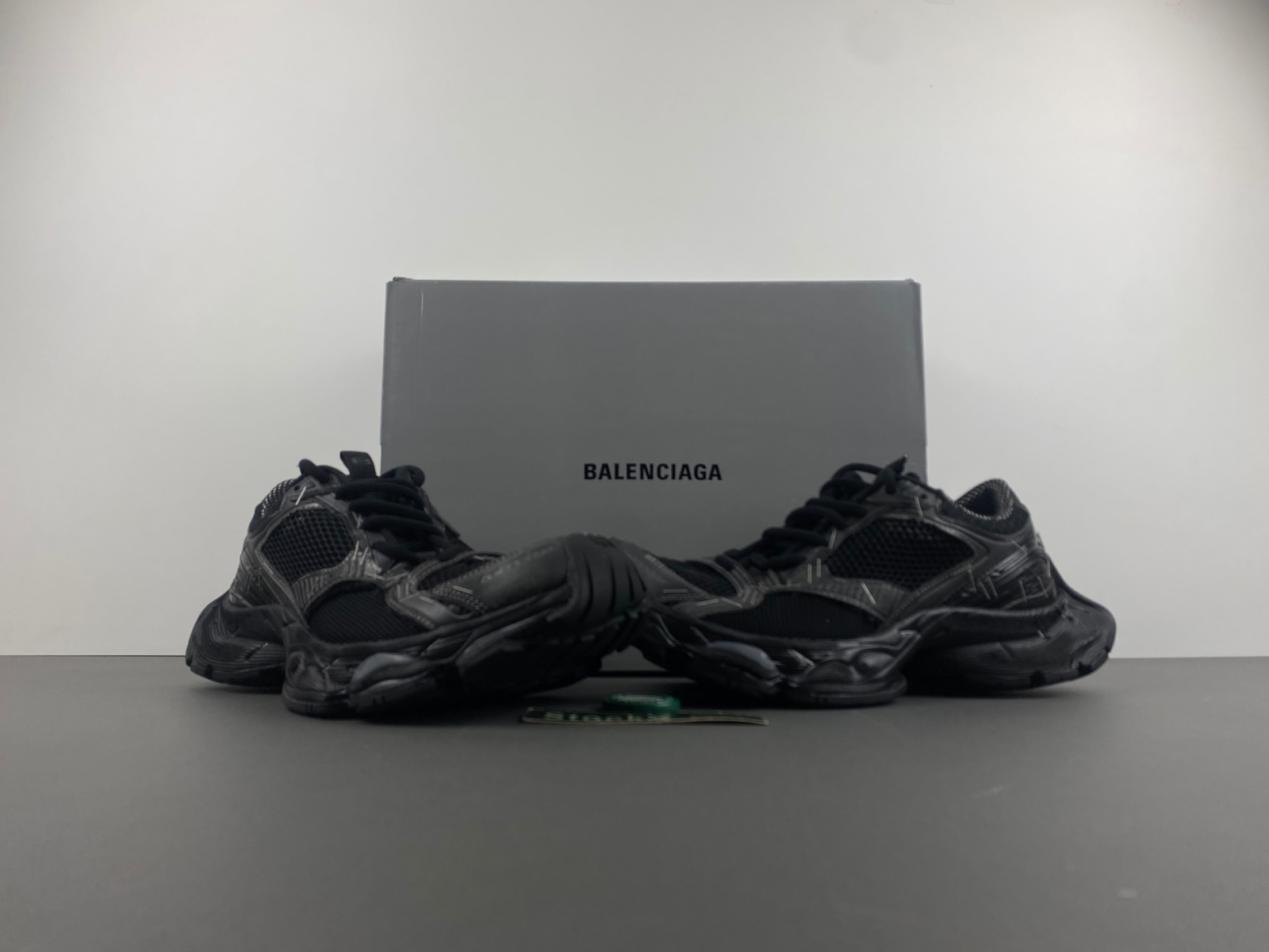 The Fusion of Elegance and Innovation: Balenciaga Stapler Low Sneakers