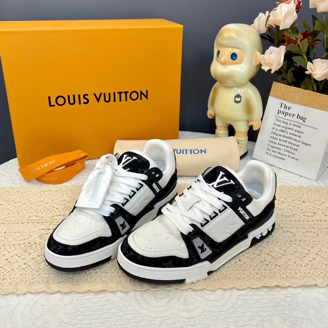 LOUIS VUITTON Trainer Panda Embossed Print Low-top Fashion Sneakers Unisex White and Black 1A9JG9