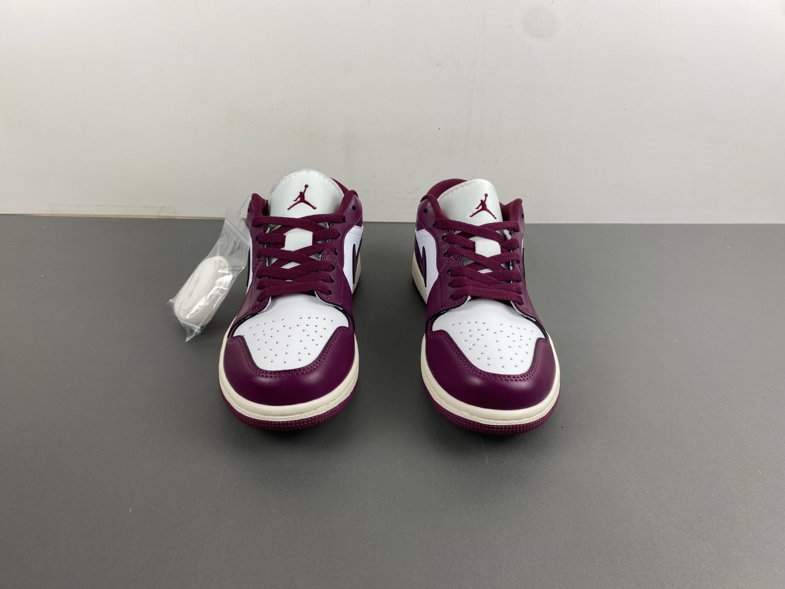 Air Jordan 1 Low Fireberry DC0774-161