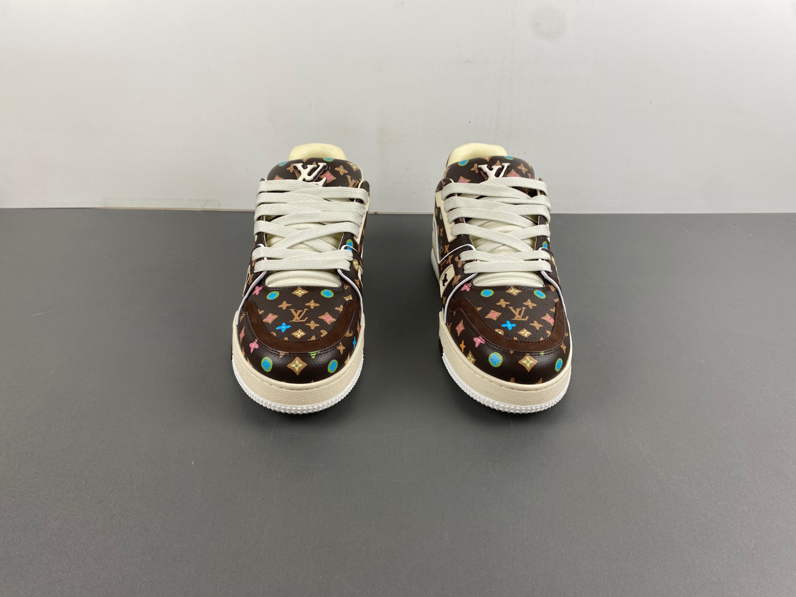 LOUIS VUITTON LV Trainer Sneaker Moka