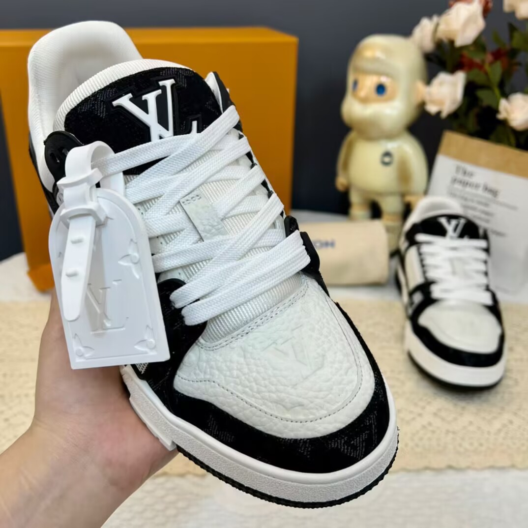 LOUIS VUITTON Trainer Panda Embossed Print Low-top Fashion Sneakers Unisex White and Black 1A9JG9
