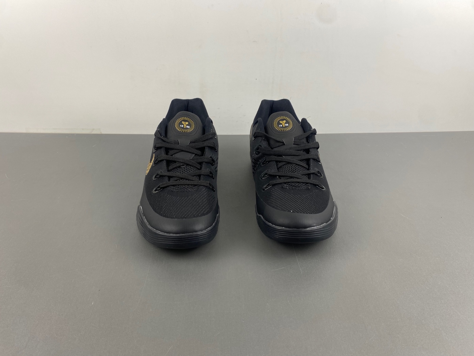 Nike Kobe 9 Black gold Gift of Mamba 646701-701