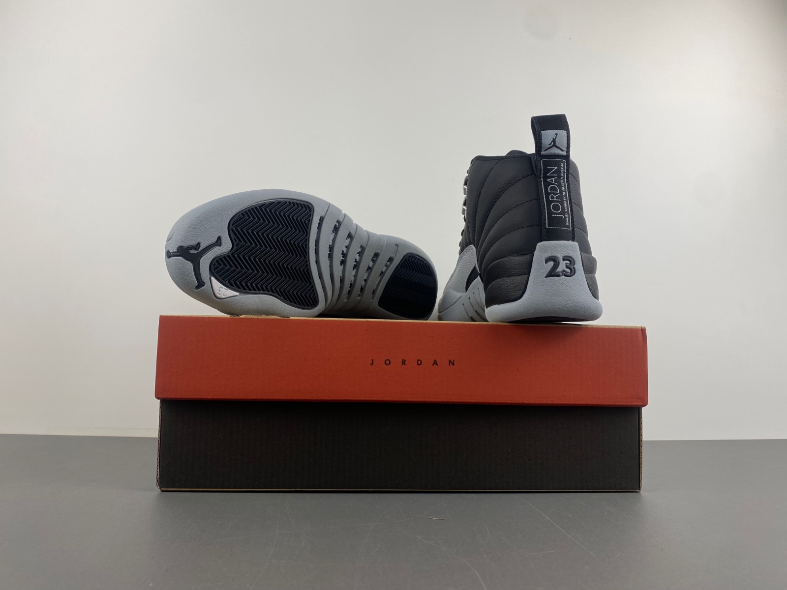 Air Jordan 12 Retro Low 'Wolf Grey' - CT8013-010