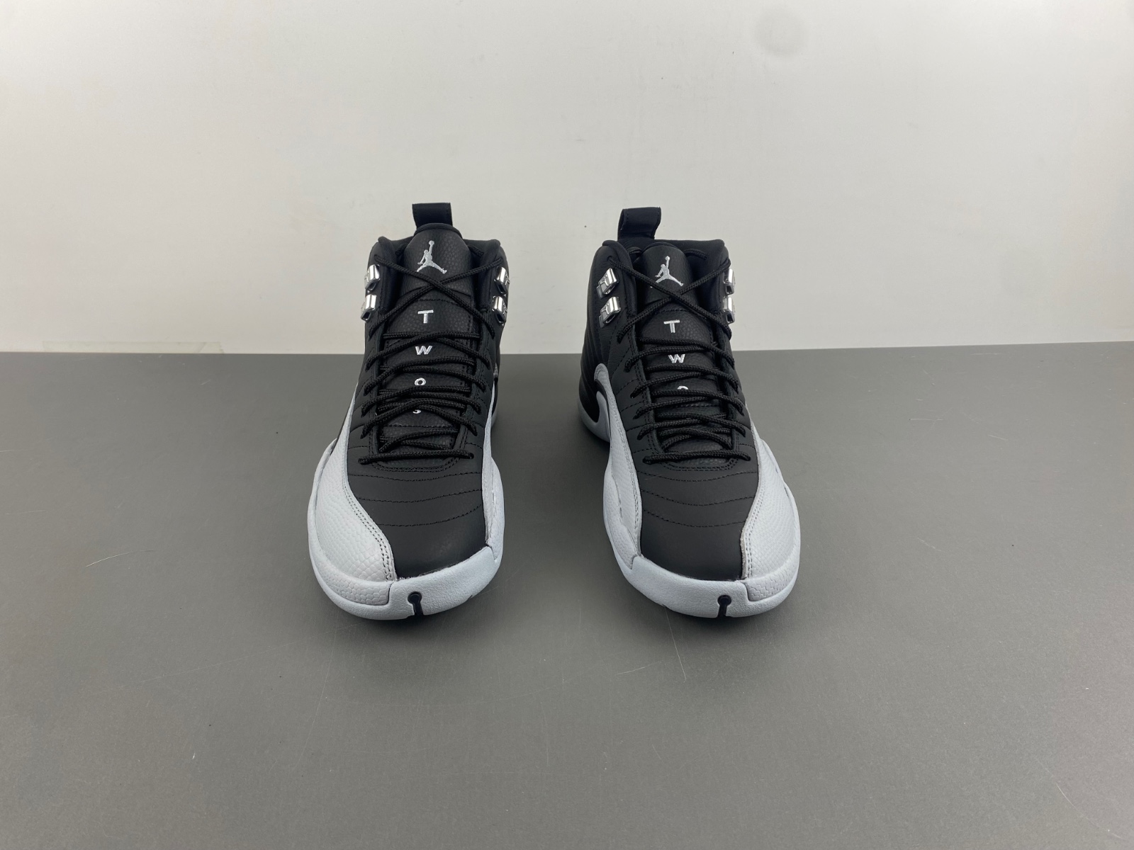 Air Jordan 12 Retro Low 'Wolf Grey' - CT8013-010
