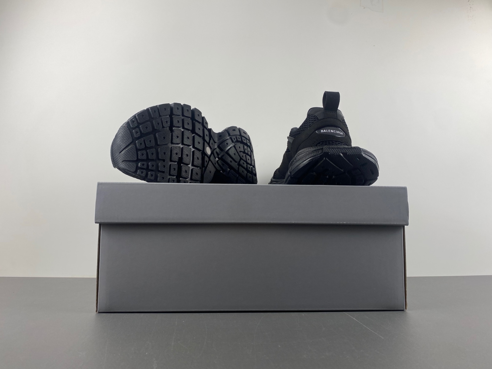 BALENCIAGA 3XL SNEAKERS BLACK 759693 W3XLH 0211