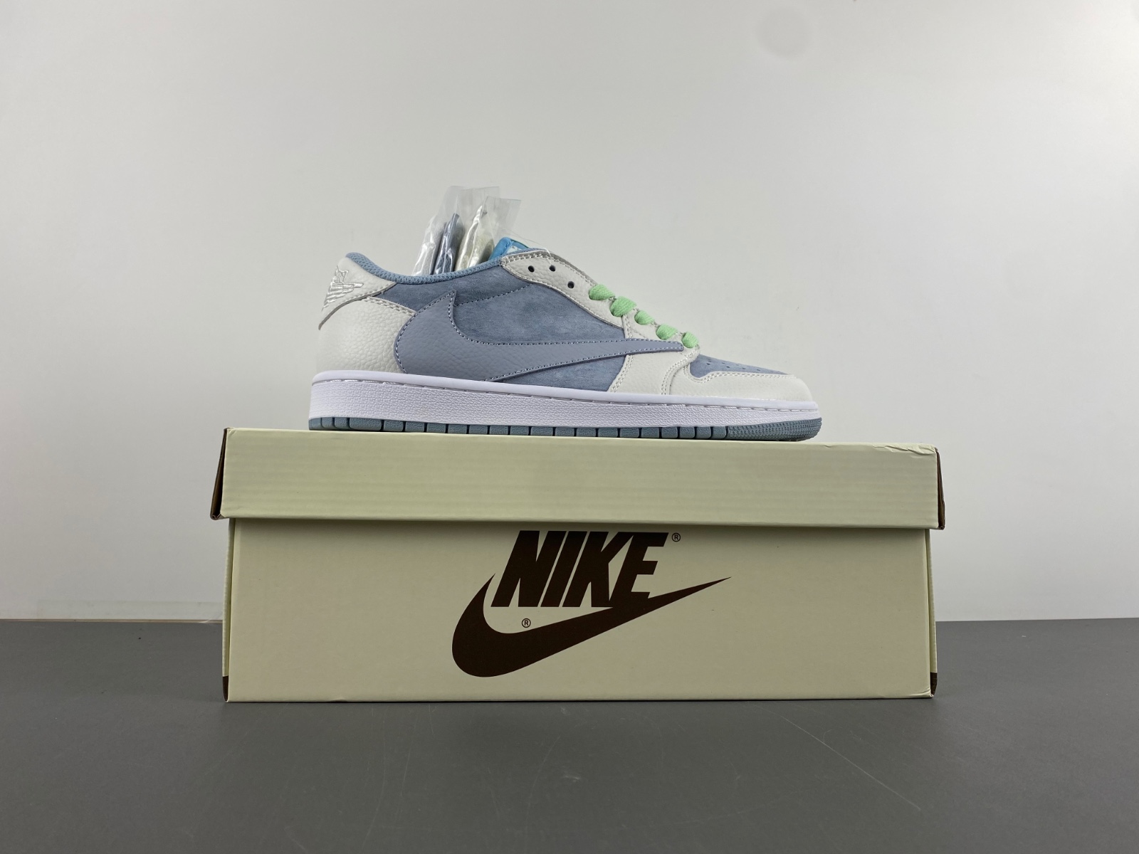 Fragment x Travis Scott x Air Jordan 1 Low White and Blue DM7866-888