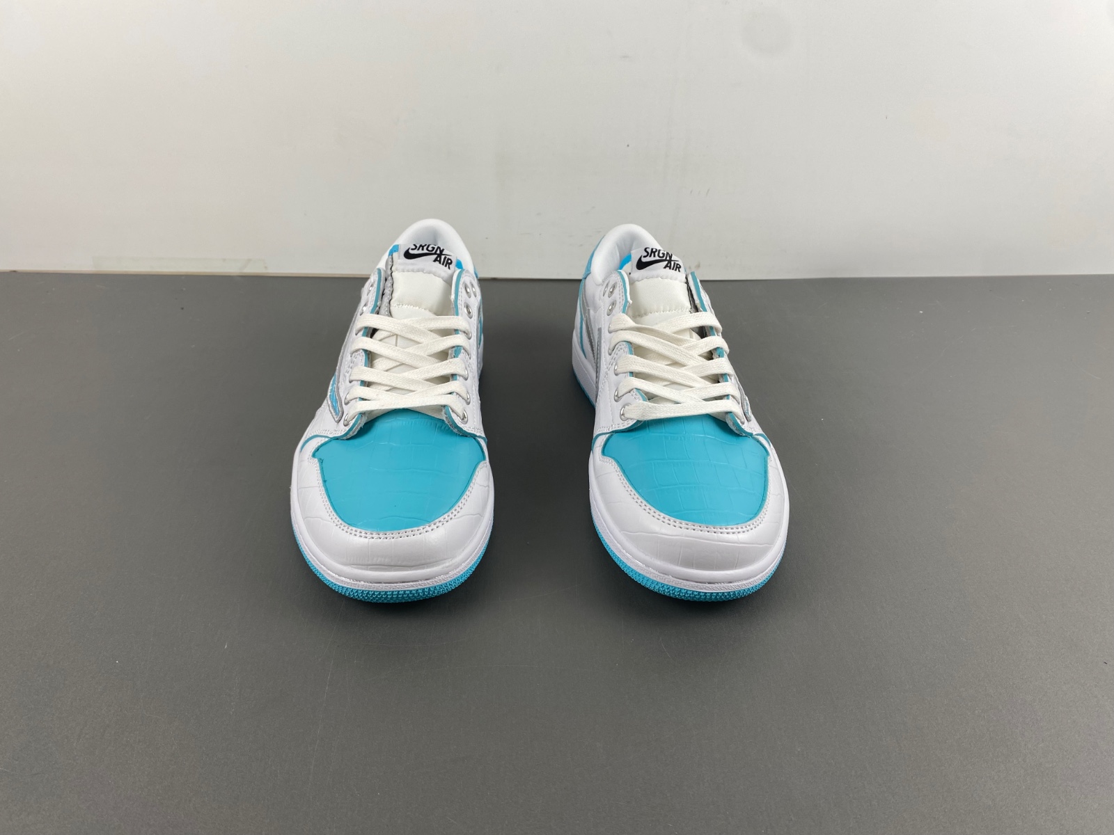 Travis Scott x Air Jordan 1 Low Branco & azul turquesa DM7866-771